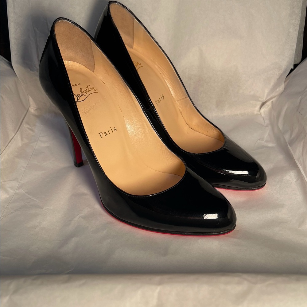 Christian Louboutin Glossy Black patent simple pumps 100mm. EU 38.5 - Picture 8 of 12